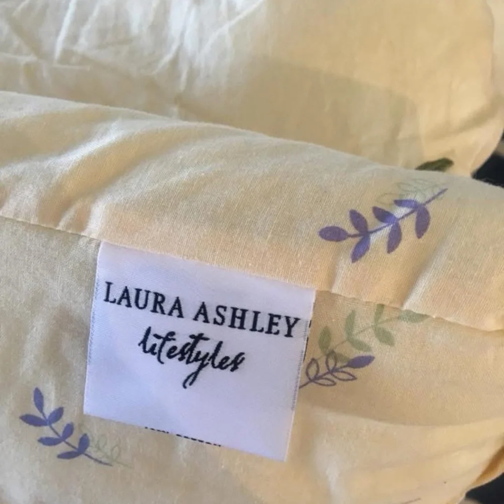 Laura Ashley twin yellow & periwinkle blue Floral Bedding 3 piece set